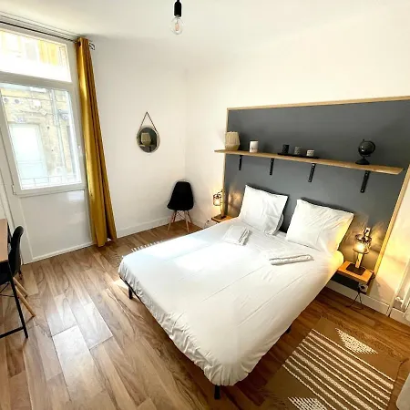 And Functional * Sarlat-la-Caneda